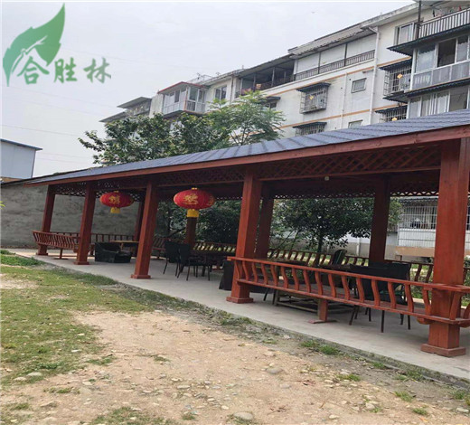 防腐木長(cháng)廊